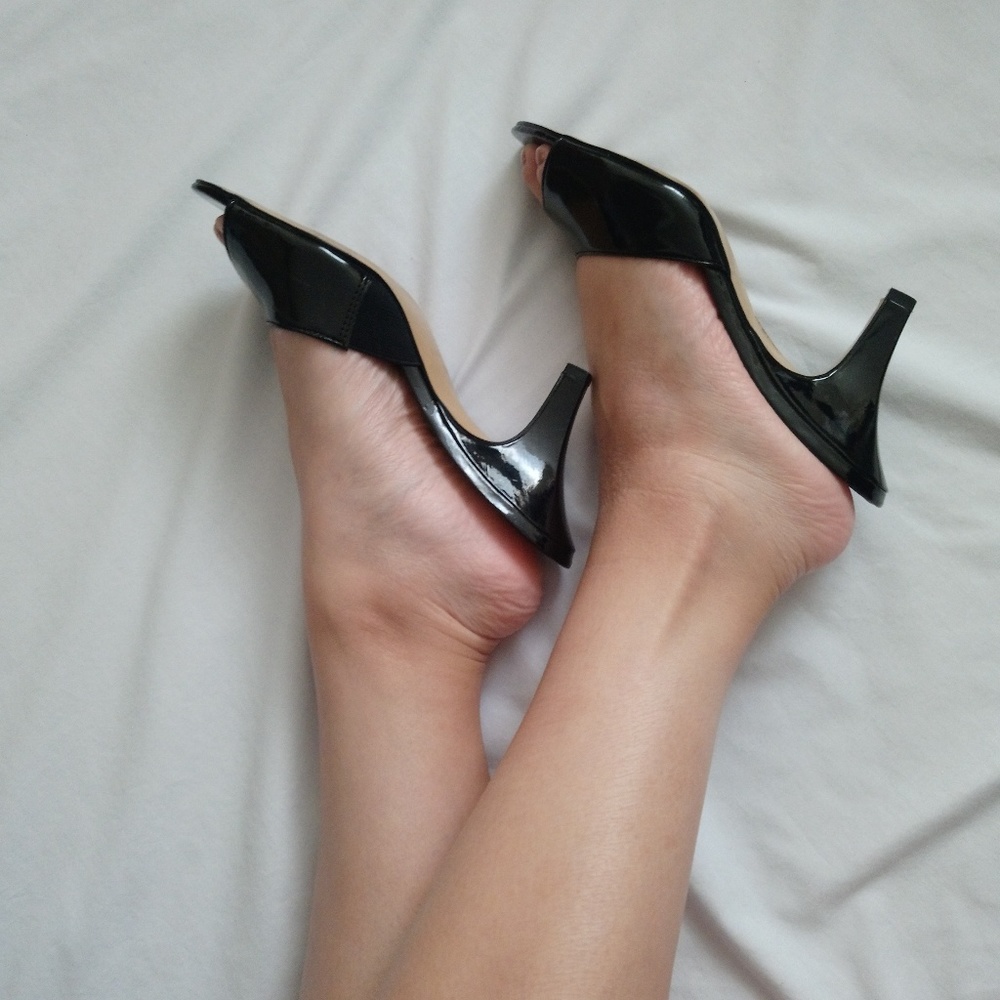Nine West Black Kitten Heels